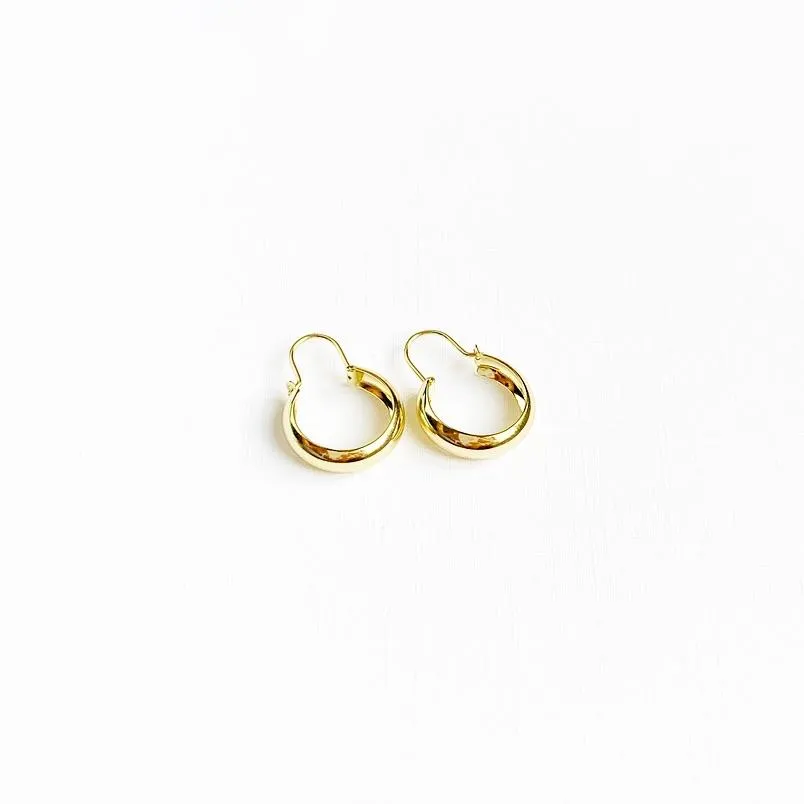 Ava Hoops