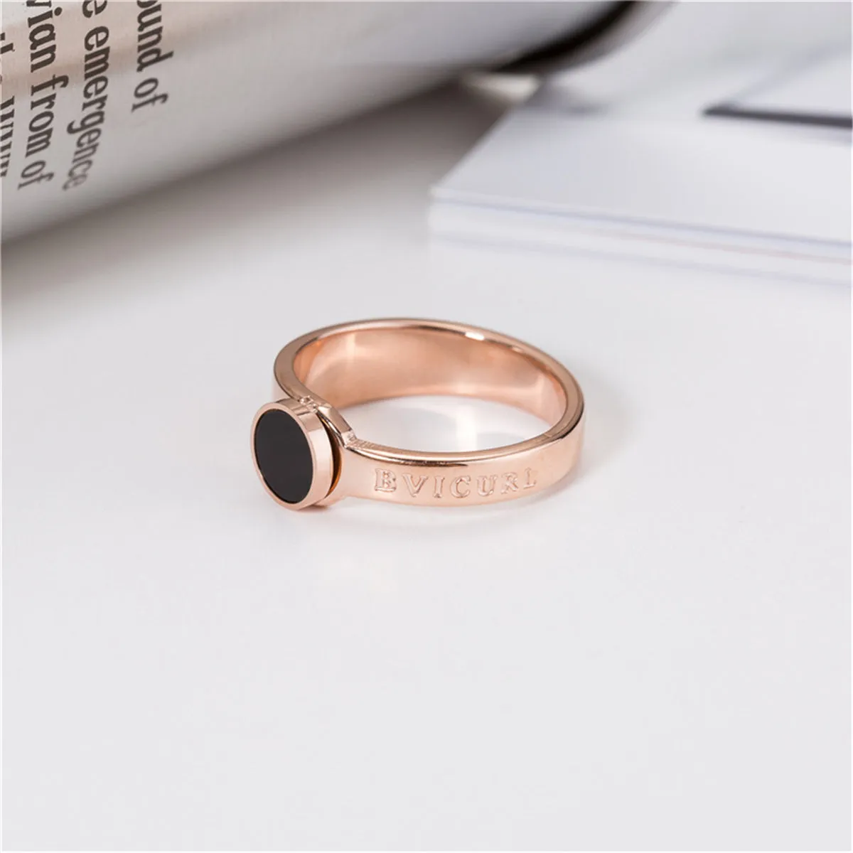 Black & 18K Rose Gold-Plated 'Bvicurl' Ring