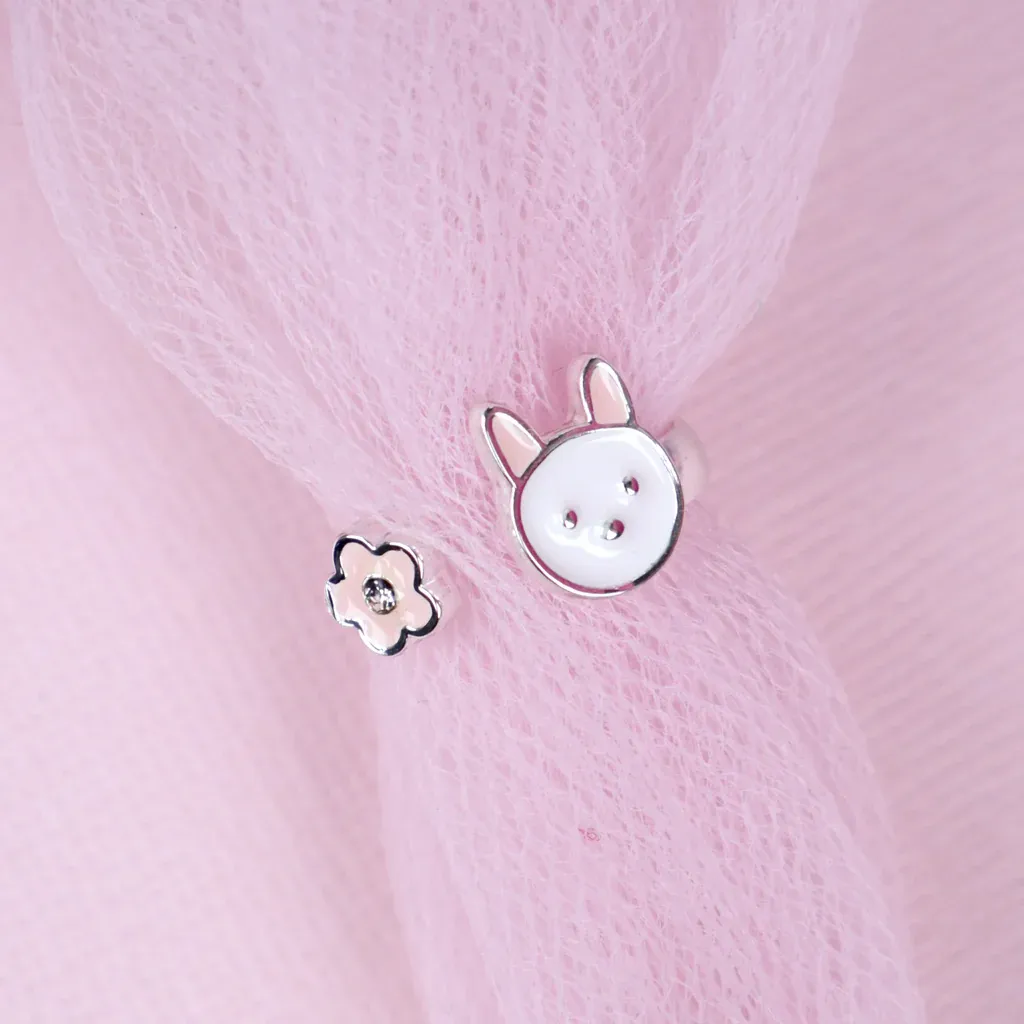 Bunny Flower Ring in Velvet Cupcake Box