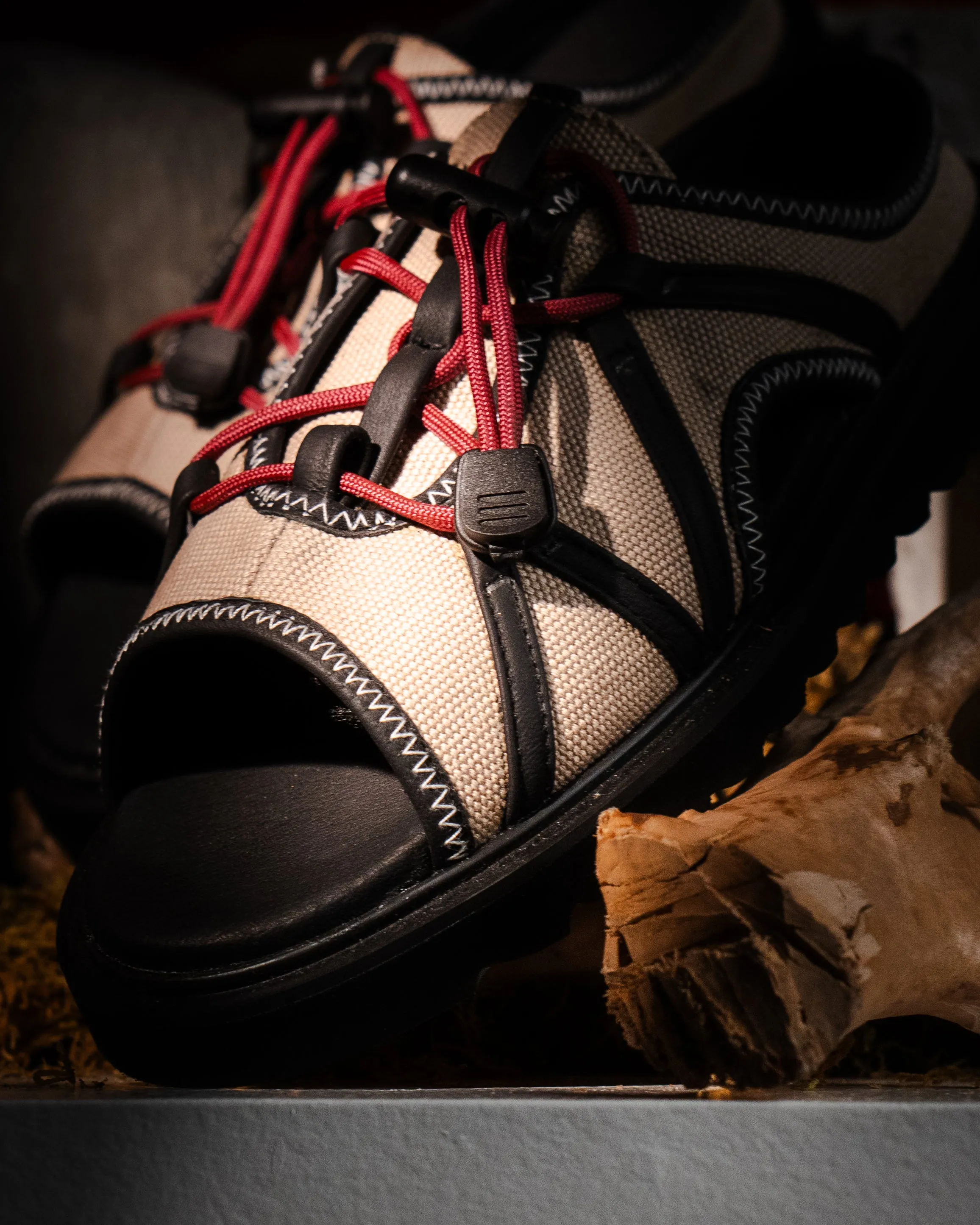 COVE MULES IN CRIMSON DUSK (MEN'S)
