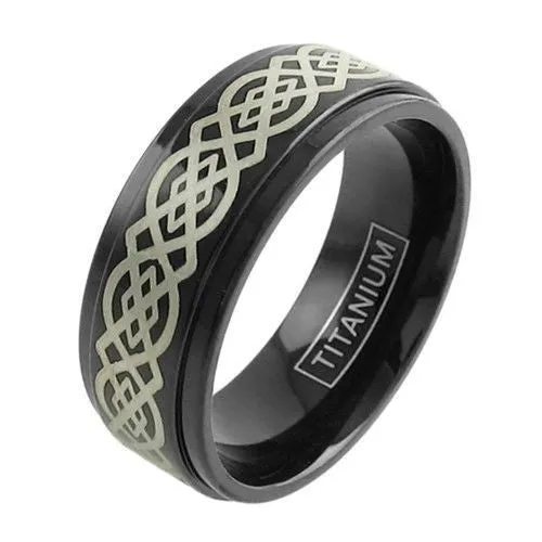 Gorgeous Black Titanium Ring with Engraved Celtic Knot in Gold.