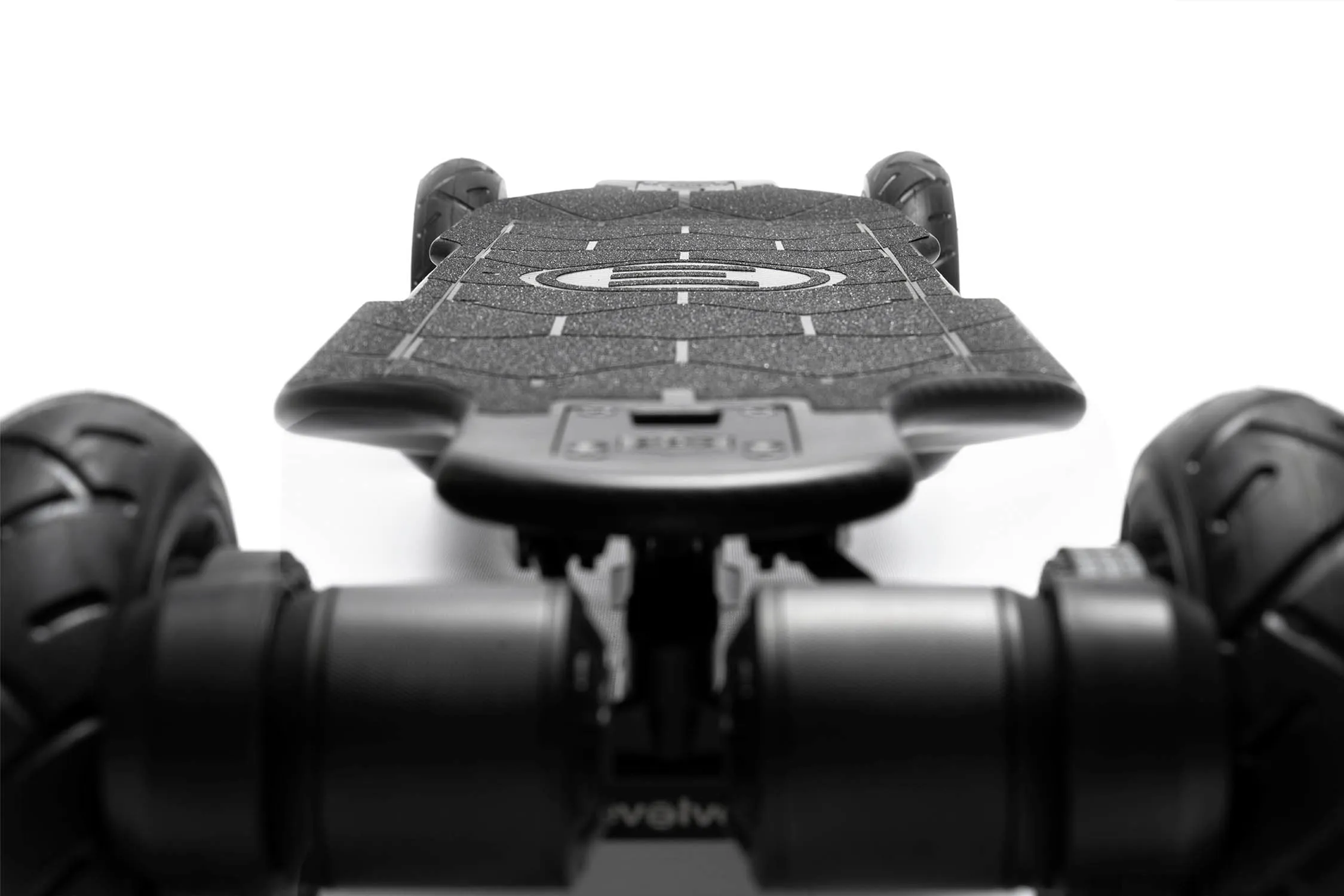 GTR Carbon Electric Skateboard 2 in 1 Series 2