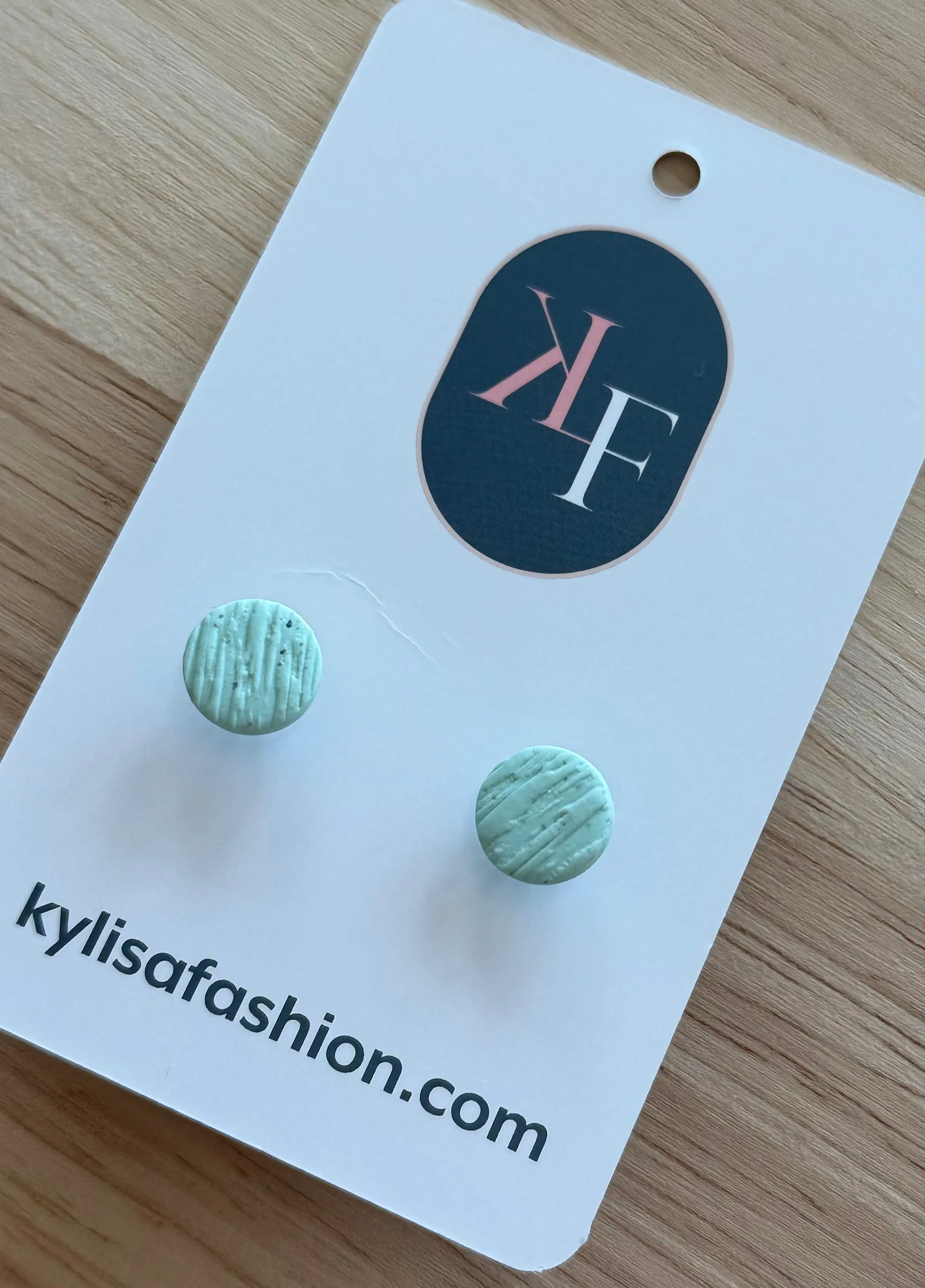 Mini Textured Stud - Mint Green