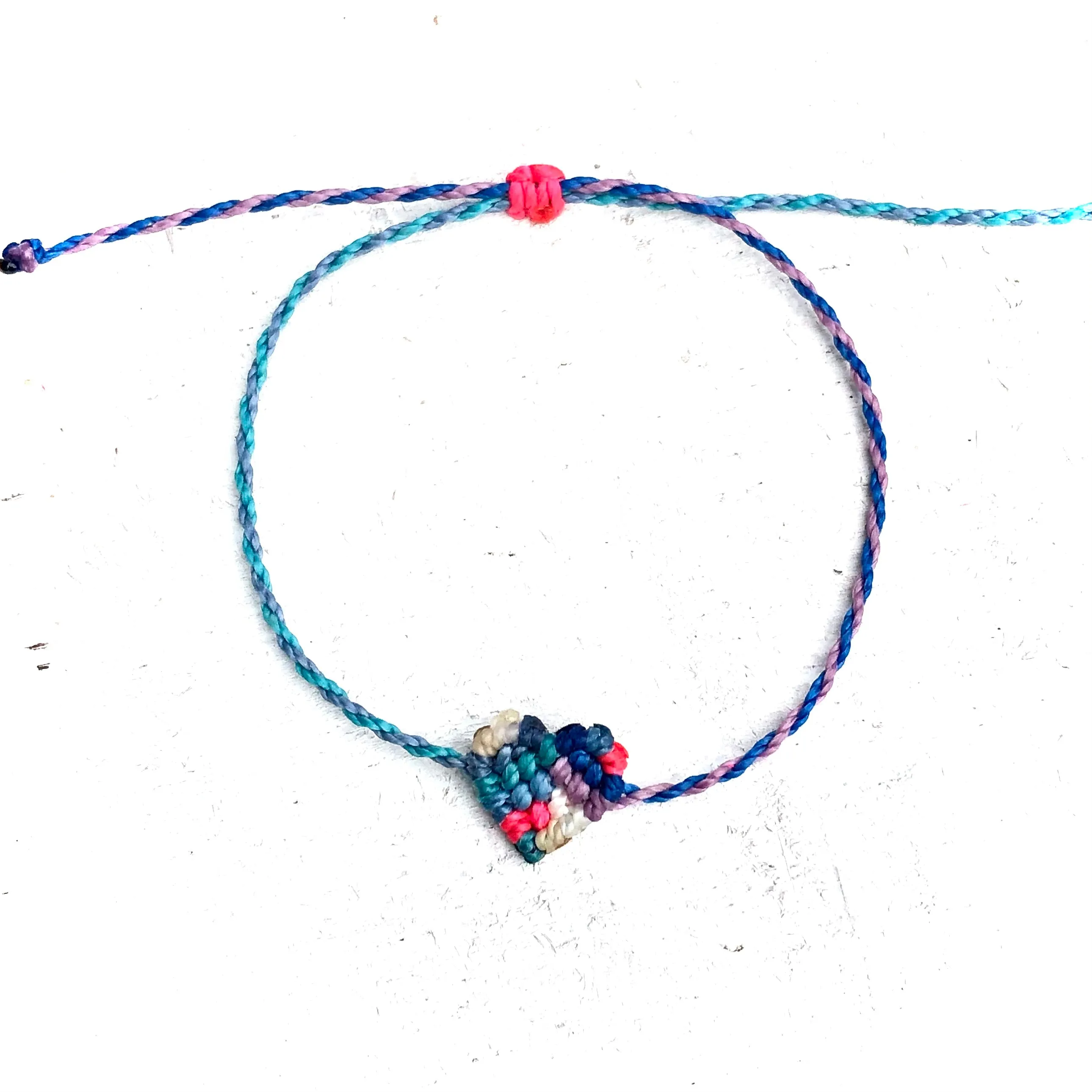 Multicolor Heart Macrame Bracelet - Multicolor