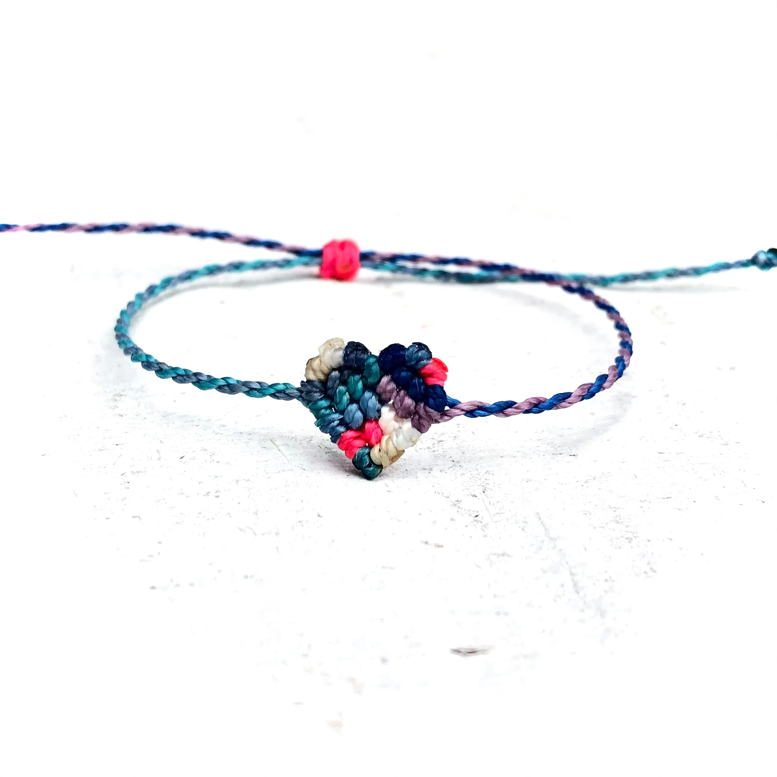 Multicolor Heart Macrame Bracelet - Multicolor