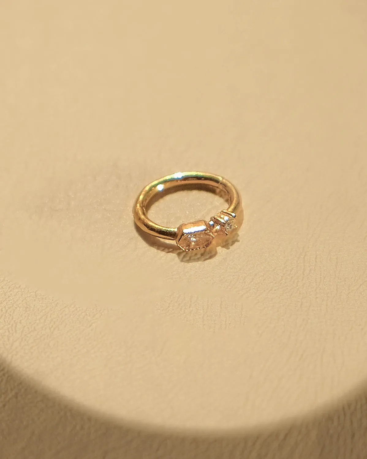 Rei Marquise Single Hoop