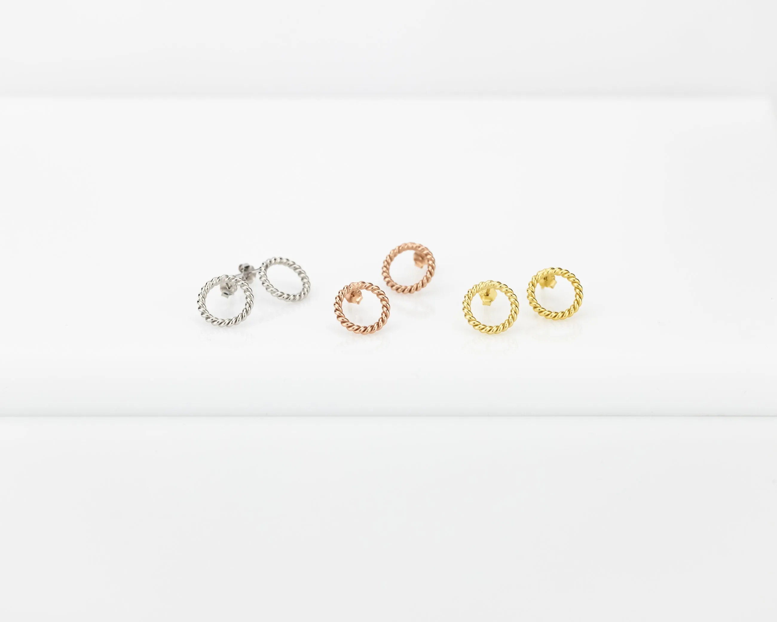 Spiral circle earrings, laurel wreath, twist rope stud earrings, 18k gold, rose gold, white gold (silver) vintage, minimalist circle stud