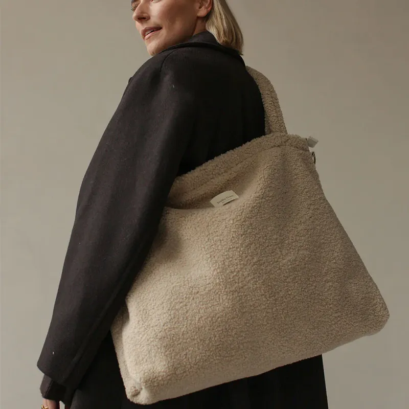 Studio Noos diaper bag 'Teddy' Ecru